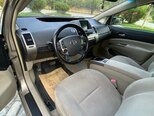 Toyota Prius-11