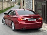 Hyundai Sonata-5