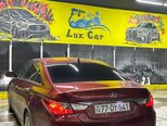 Hyundai Sonata-2