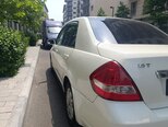 Nissan Tiida-4
