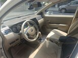 Nissan Tiida-12