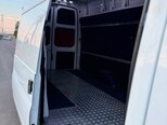 Ford Transit-9