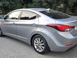 Hyundai Elantra-4