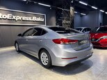 Hyundai Elantra-3