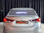 Hyundai Elantra-10