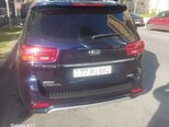 Kia Carnival-5
