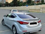 Hyundai Elantra-4