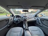 Hyundai Elantra-7