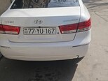 Hyundai Sonata-2