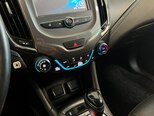 Chevrolet Cruze-12