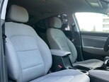 Hyundai Elantra-11