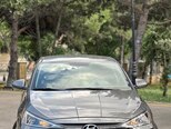 Hyundai Elantra-2