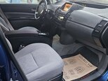 Toyota Prius-13