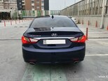 Hyundai Sonata-8