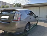 Toyota Prius-12
