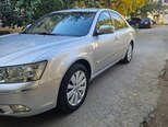 Hyundai Sonata-6
