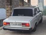 LADA (VAZ) 2107-2