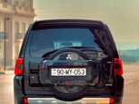 Mitsubishi Pajero-8
