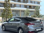 Hyundai Elantra-9