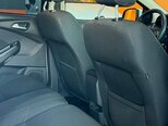 Ford Focus-16
