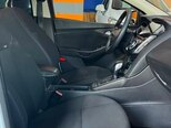 Ford Focus-19