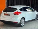 Ford Focus-10