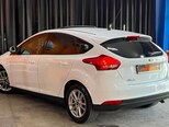 Ford Focus-12
