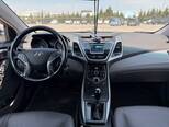 Hyundai Elantra-9