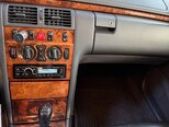 Mercedes E 200-18