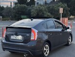 Toyota Prius-4