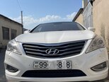 Hyundai Grandeur-2