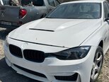 BMW 320-1