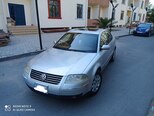 Volkswagen Passat-1