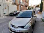 Nissan Tiida-1
