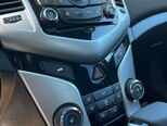 Chevrolet Cruze-12