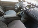 Toyota Prius-10