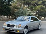 Mercedes E 200-2