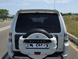Mitsubishi Pajero-2