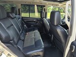 Mitsubishi Pajero-11
