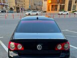 Volkswagen Passat-2