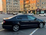Volkswagen Passat-8
