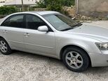 Hyundai Sonata-4