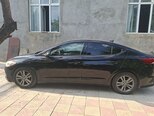 Hyundai Elantra-3