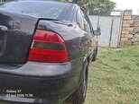Opel Vectra-5