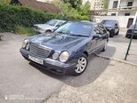 Mercedes E 220-1