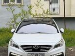 Hyundai Sonata-2