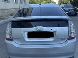 Toyota Prius-5