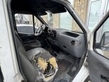 Ford Transit-5