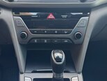 Hyundai Elantra-9