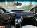 Toyota Prius-12